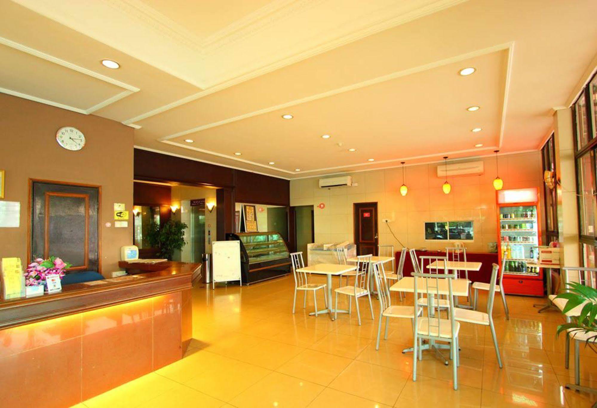 Grandpa Hotel Port Dickson Exterior foto